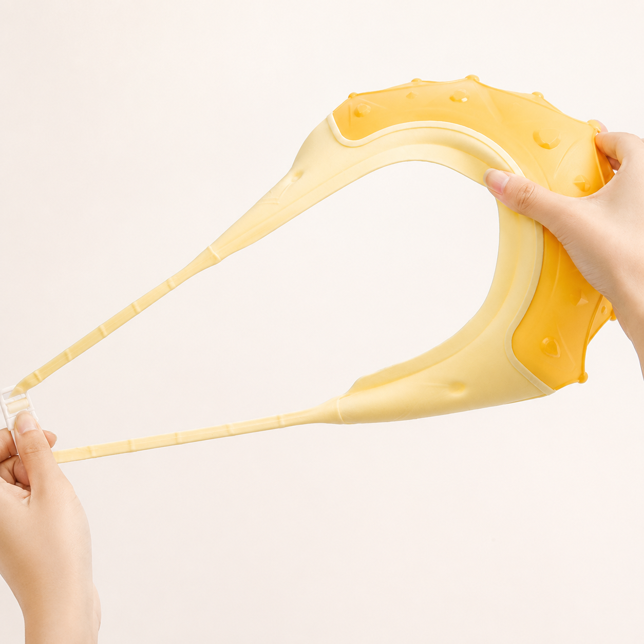 Noa Nest Adjustable Baby Shower Cap